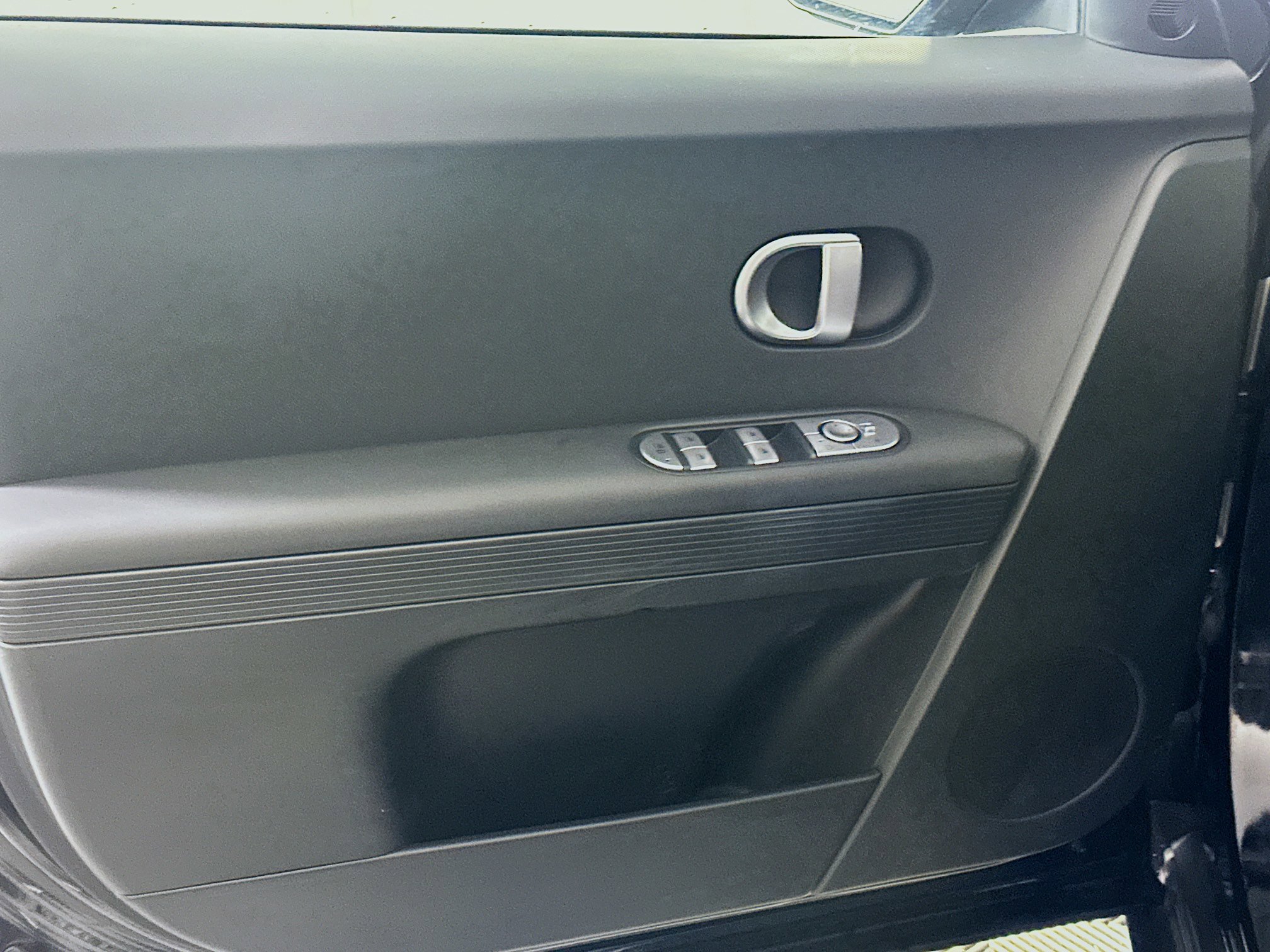 Used 2024 Hyundai Ioniq 5 SEL image 15