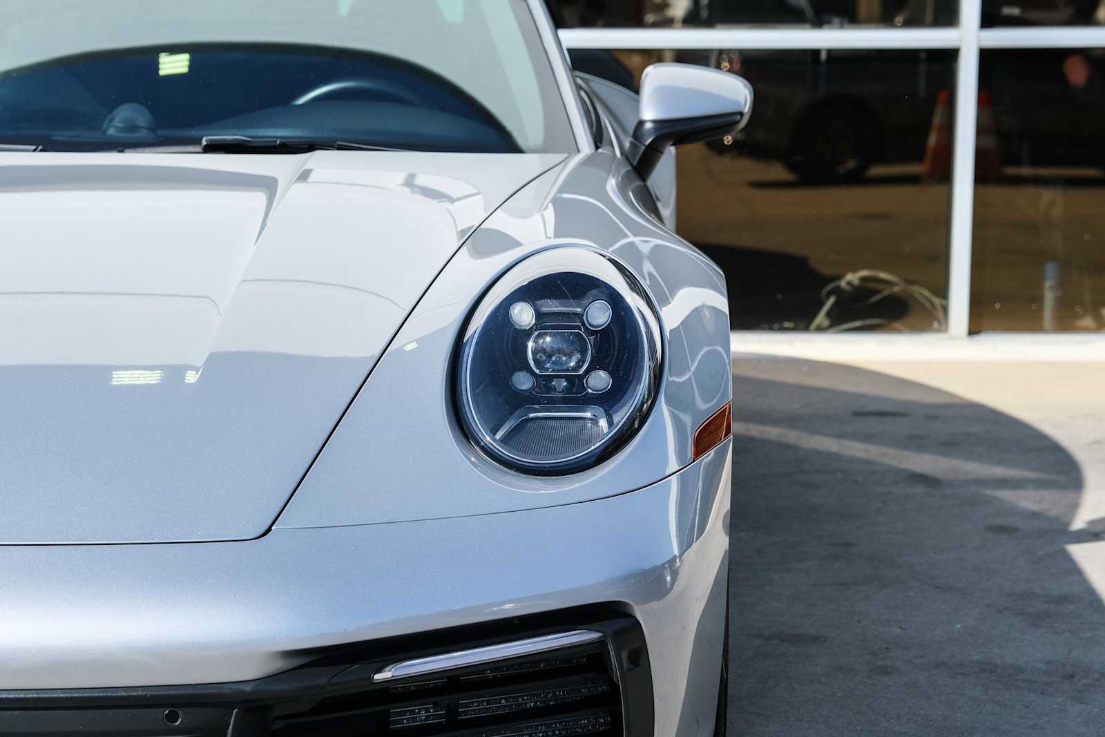 Used 2020 Porsche 911 Carrera RWD image 5