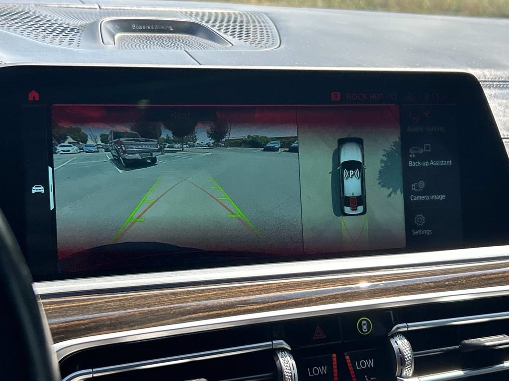 Used 2021 BMW X7 M50i AWD/4WD image 36