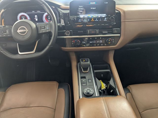 Used 2022 Nissan Pathfinder Platinum w/ Cargo Package image 27