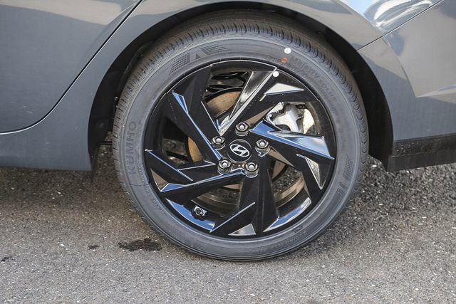 New 2026 Hyundai Elantra Sport FWD image 13