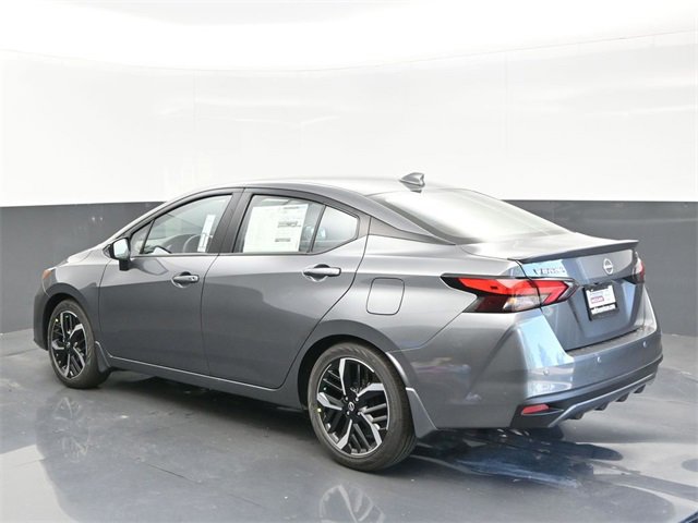 New 2025 Nissan Versa SR w/ Trunk Package image 3