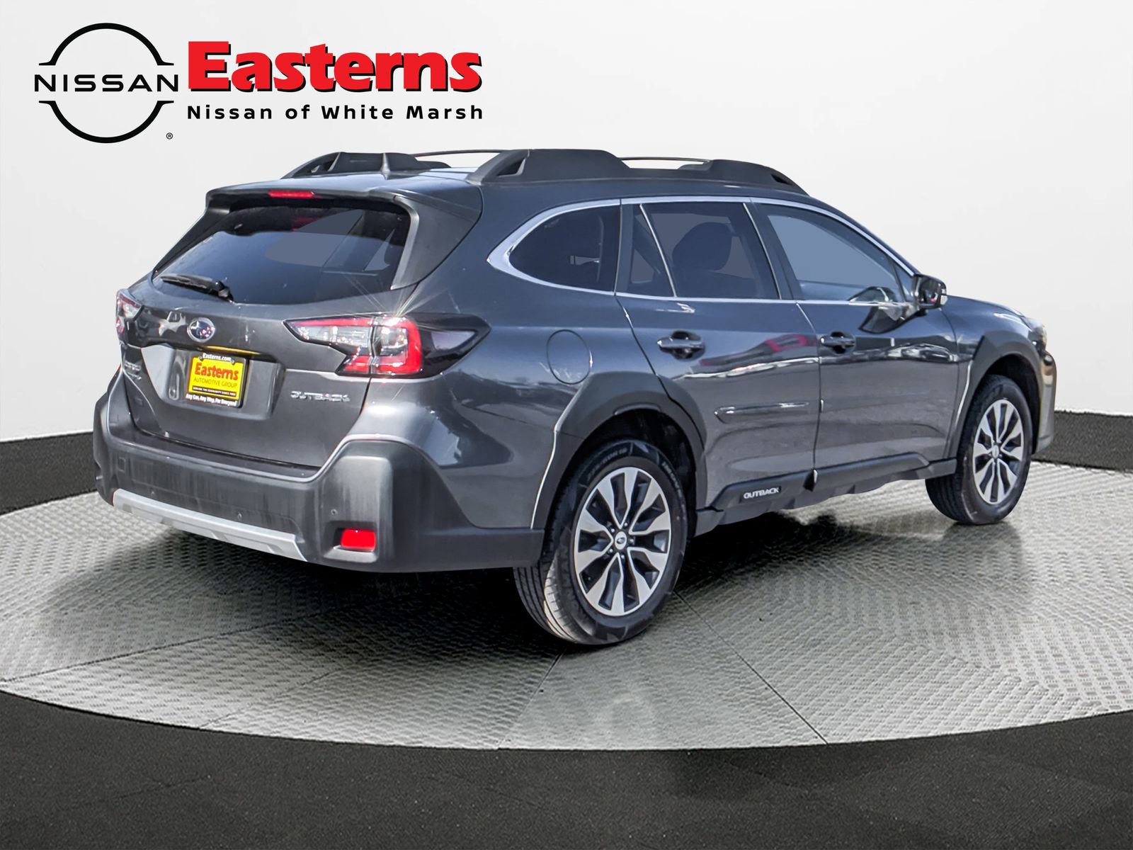 Used 2023 Subaru Outback Limited AWD/4WD image 5