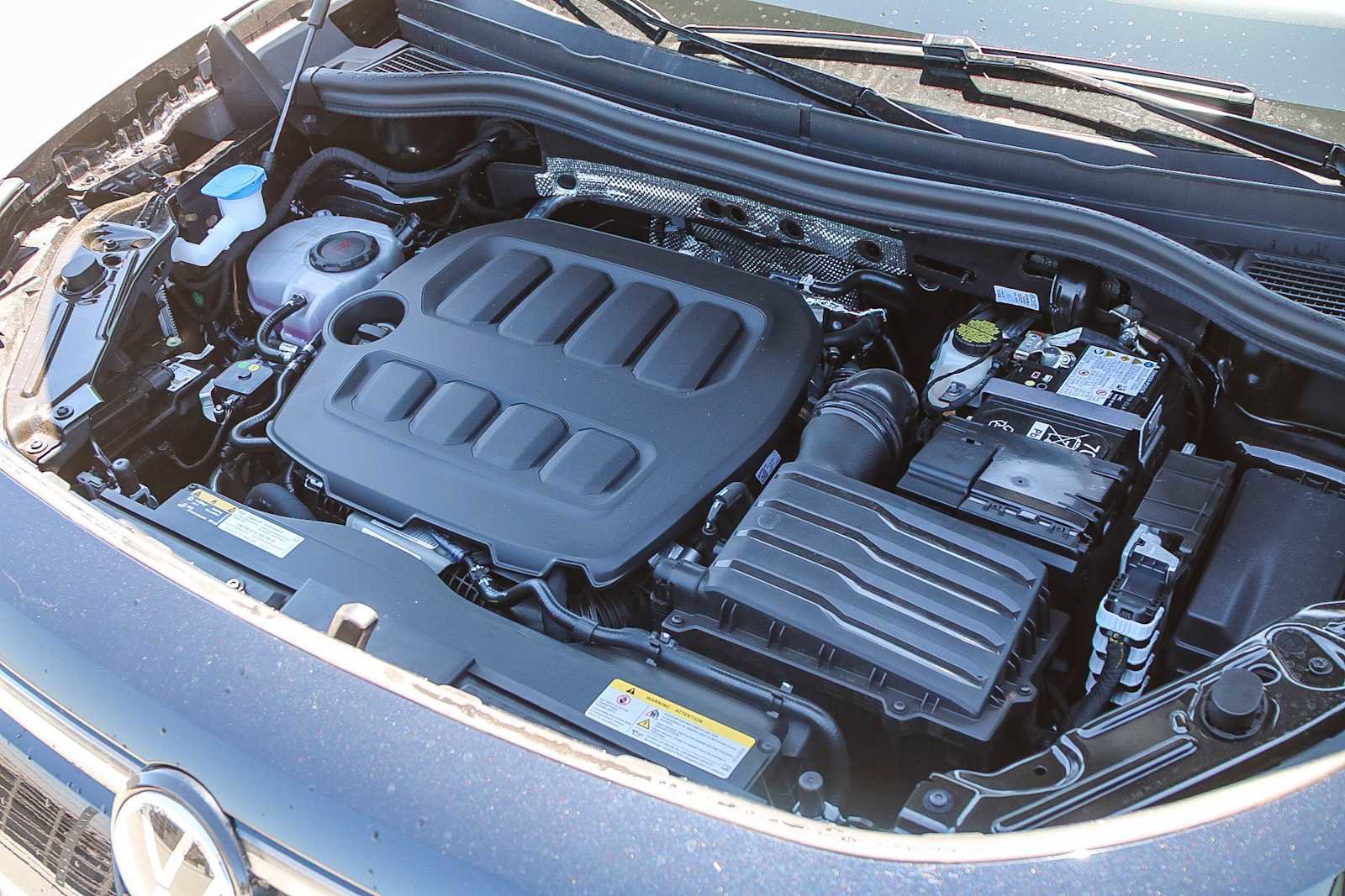 New 2025 Volkswagen Tiguan S w/ 18" Wheel Package image 12