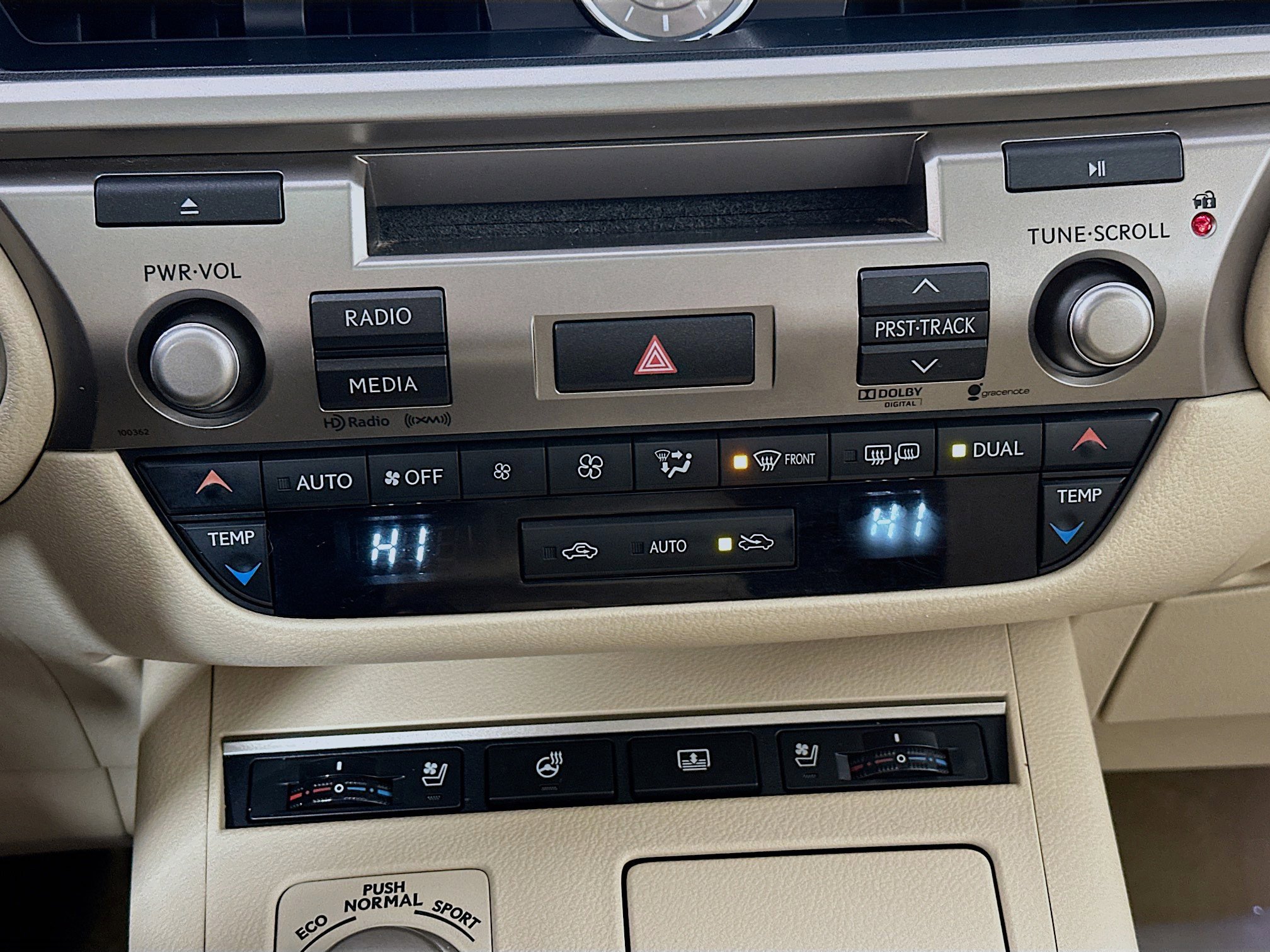 Used 2014 Lexus ES 300h image 15