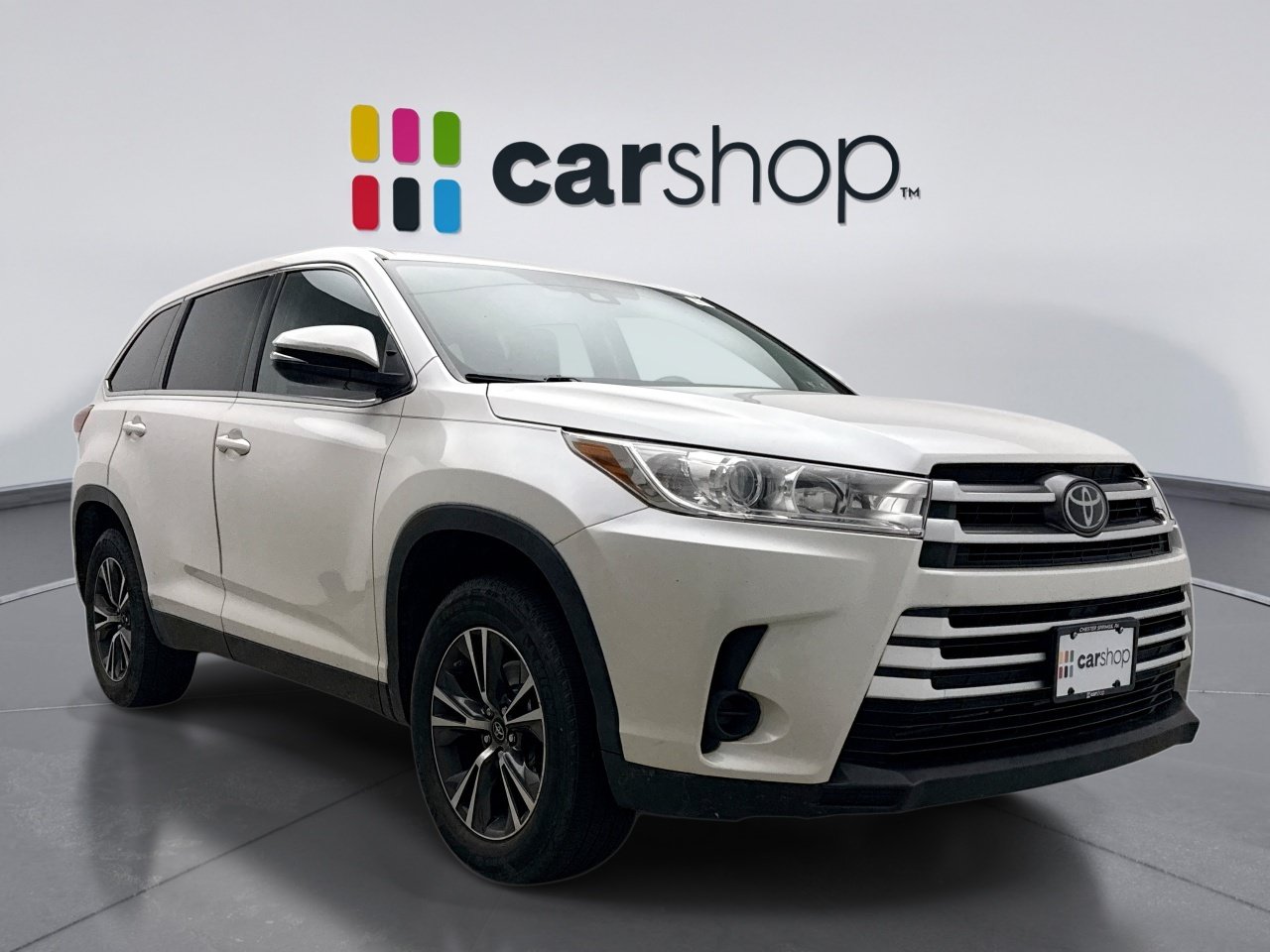 Used 2019 Toyota Highlander LE FWD image 4