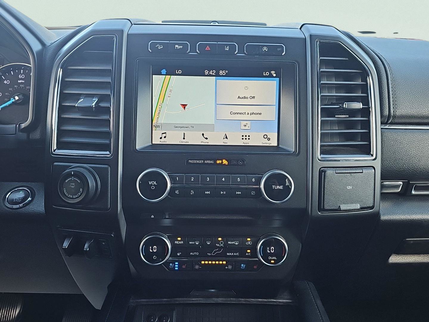 Used 2018 Ford Expedition Limited w/ Equipment Group 301A AWD/4WD image 21