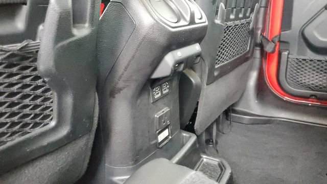 Certified 2020 Jeep Wrangler Unlimited Rubicon image 25