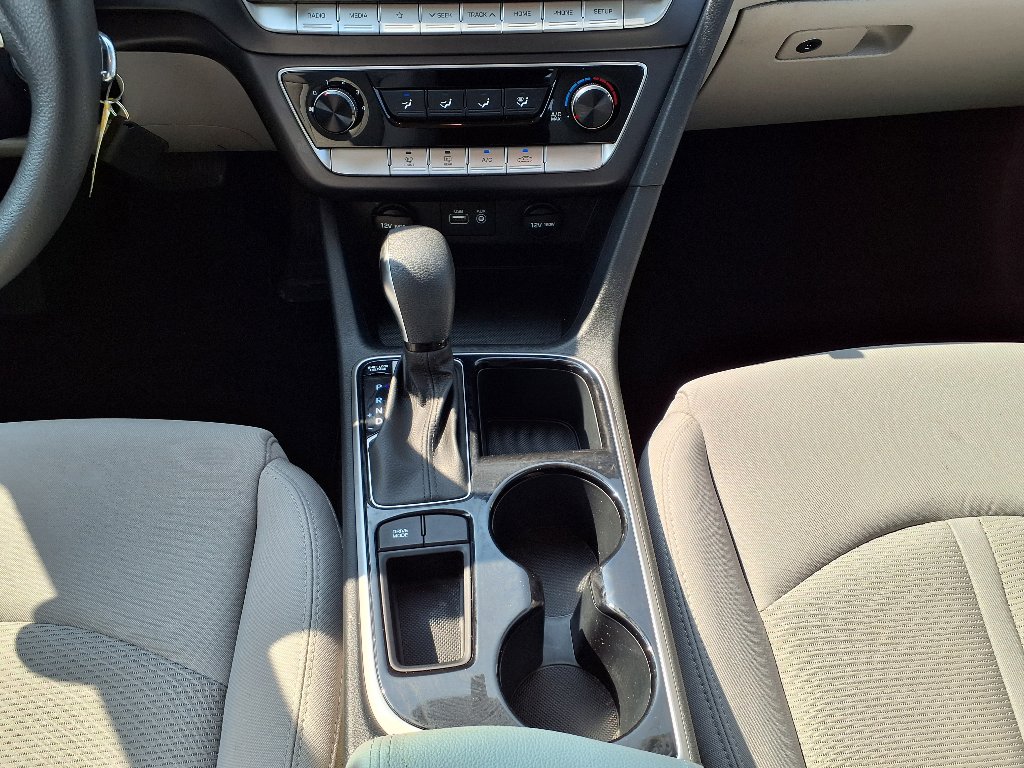 Used 2019 Hyundai Sonata SE image 15