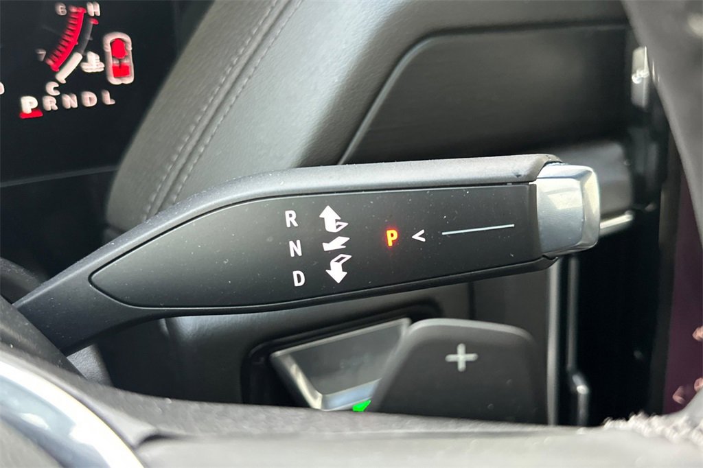 Used 2025 GMC Yukon XL Denali w/ Denali Reserve Package image 25