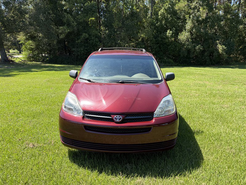 Used 2005 Toyota Sienna CE w/ CE Pkg 1 FWD image 8