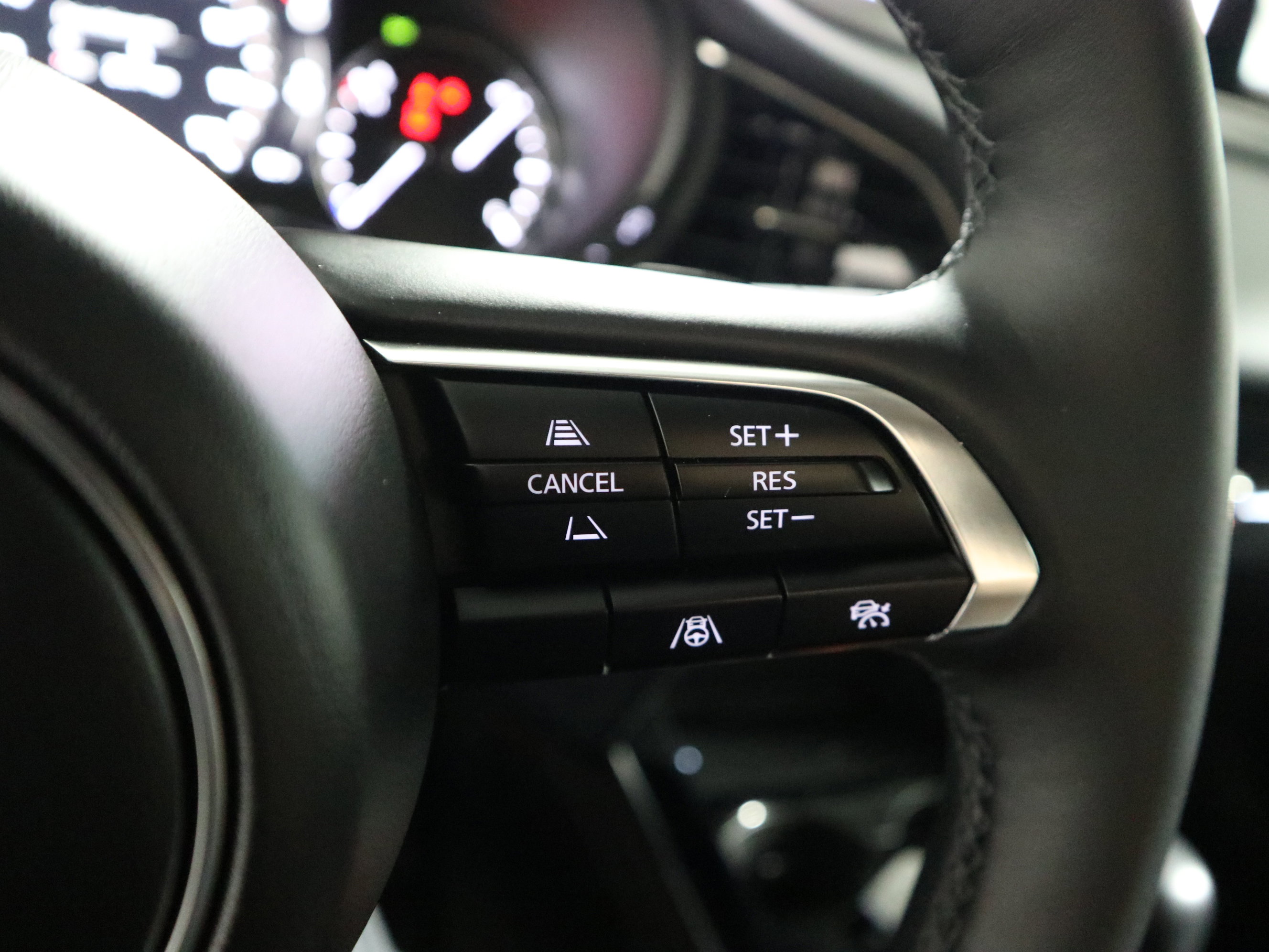 Certified 2025 MAZDA CX-30 2.5 Turbo w/ Premium Plus Pkg image 29