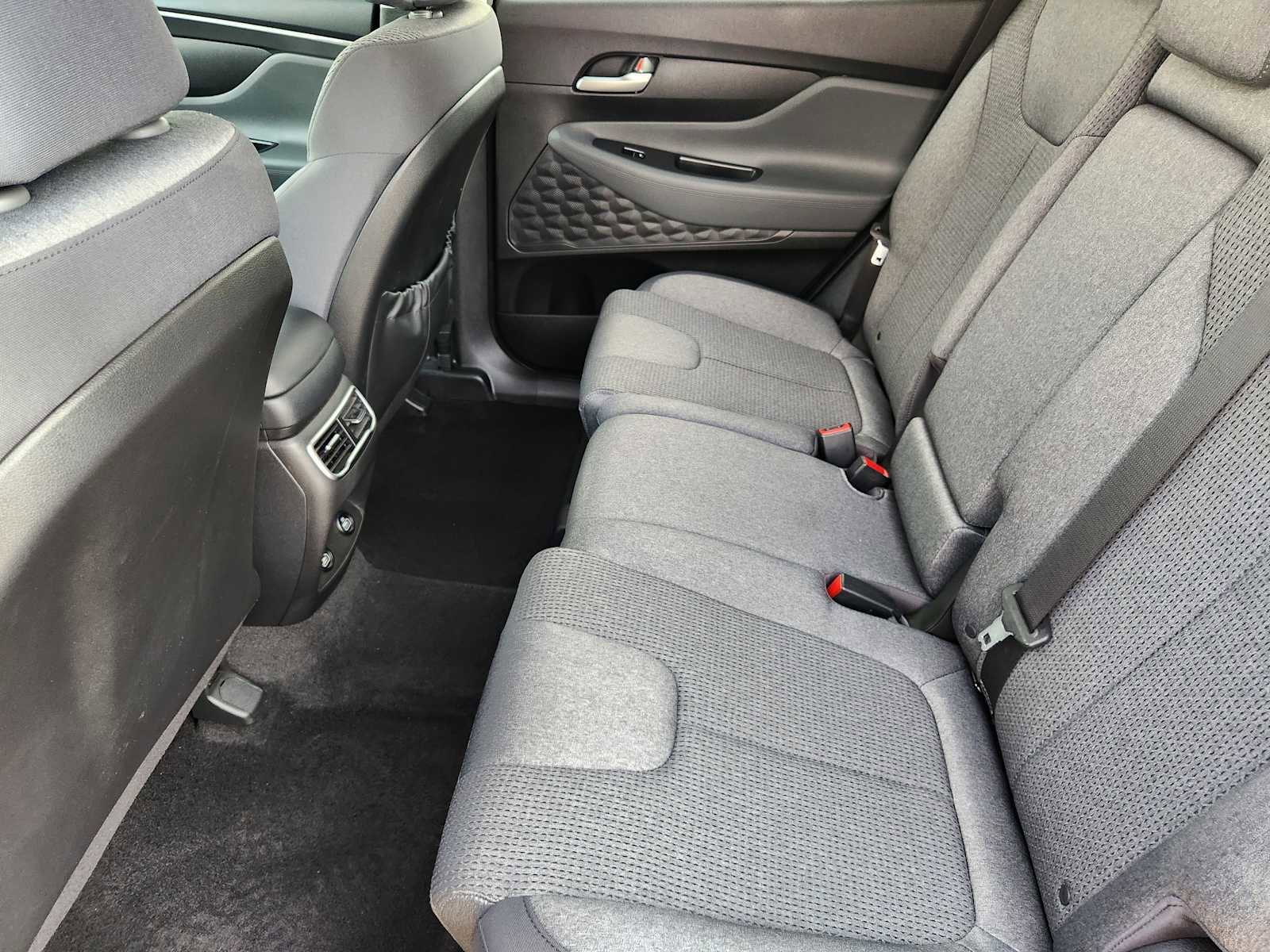 Used 2022 Hyundai Santa Fe SEL image 30