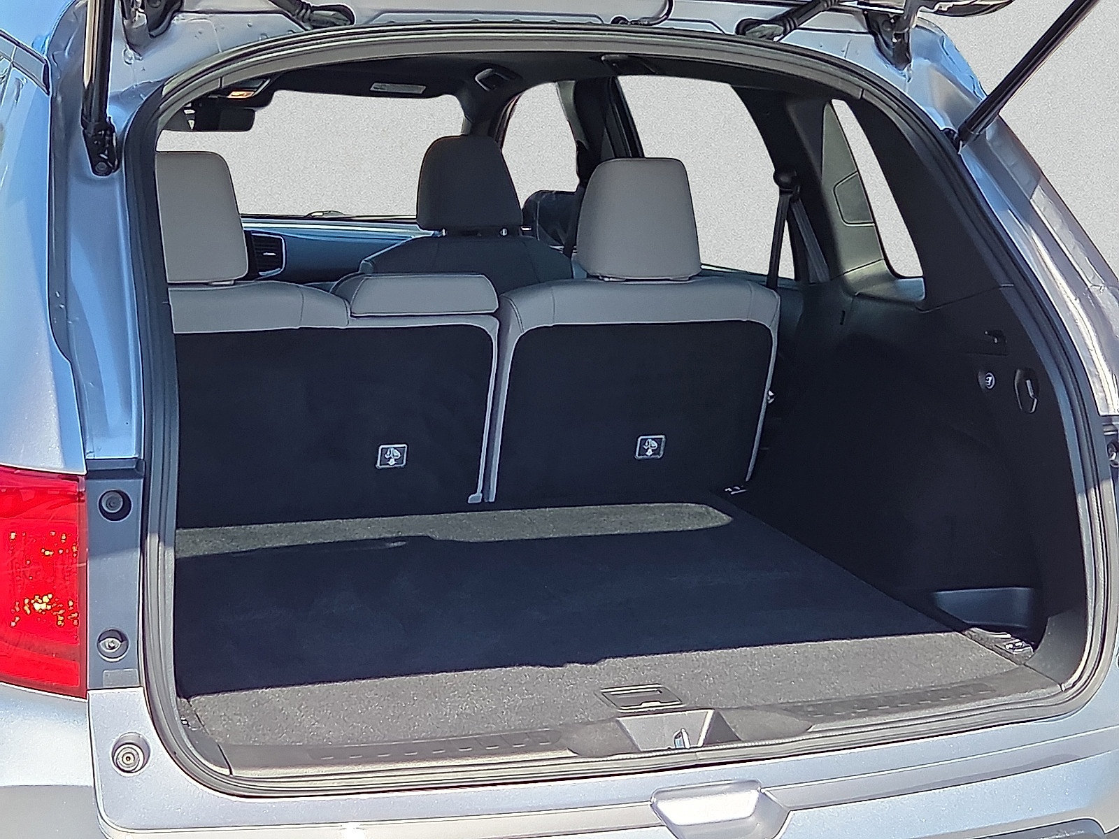 Used 2023 Honda Passport EX-L image 8
