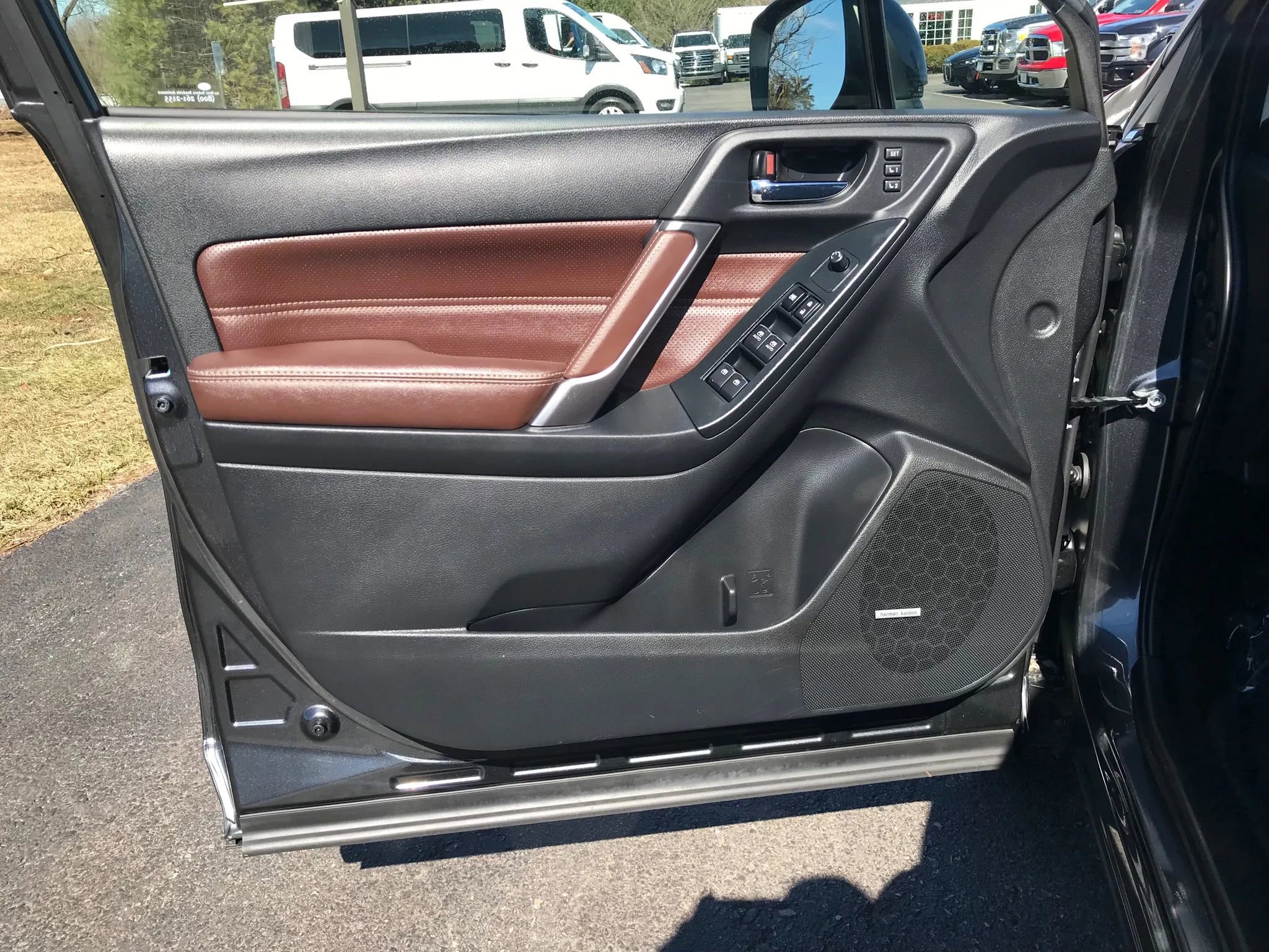 Used 2018 Subaru Forester 2.0XT Touring image 11