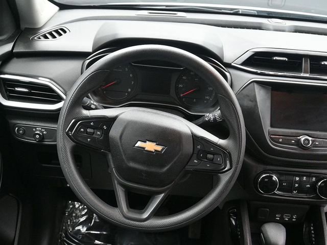 Used 2023 Chevrolet TrailBlazer LS FWD image 19