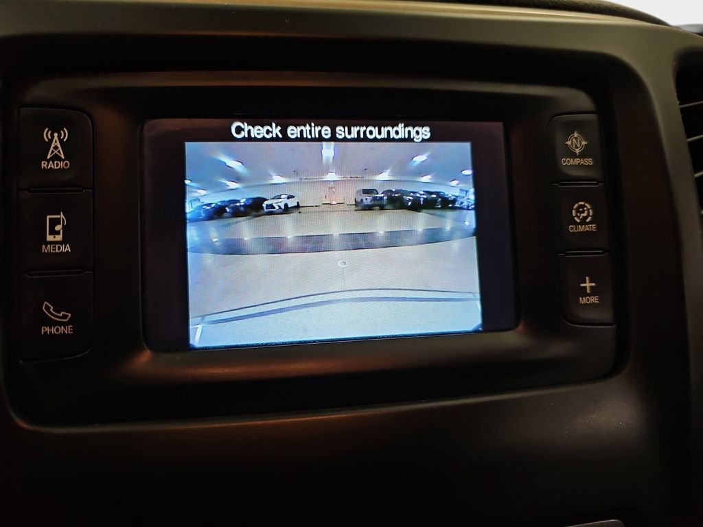 Used 2016 Jeep Cherokee Sport w/ Cold Weather Group AWD/4WD image 24