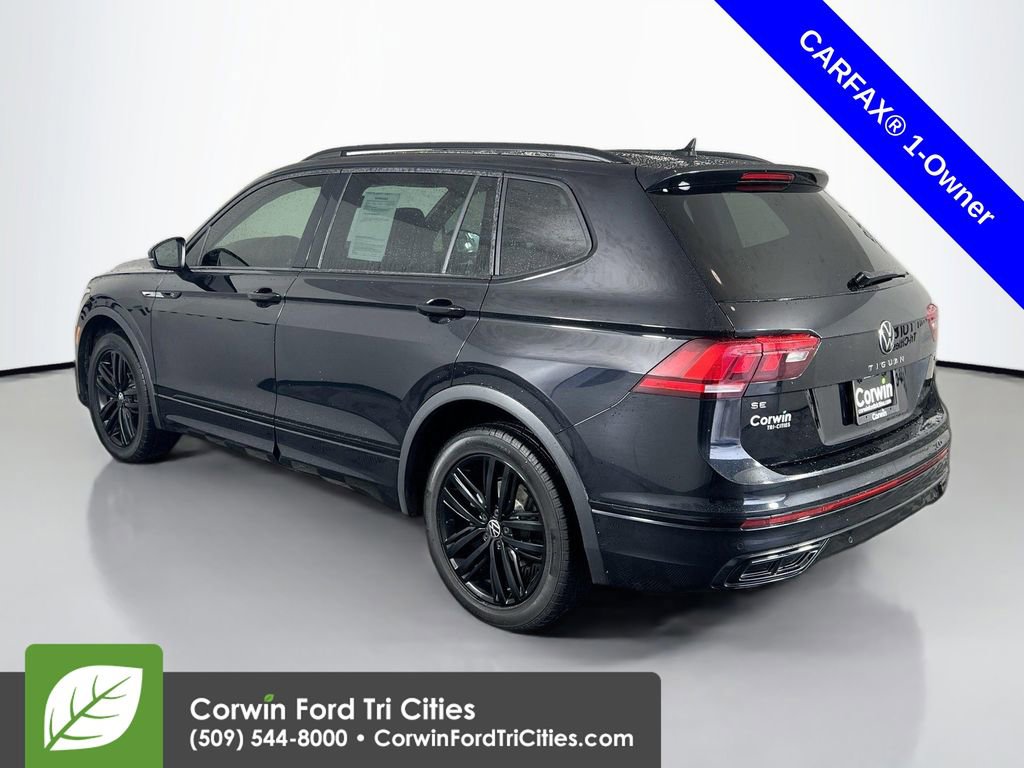 Used 2022 Volkswagen Tiguan SE R-Line image 11