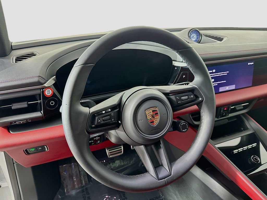 Used 2025 Porsche Macan 4S Electric image 12