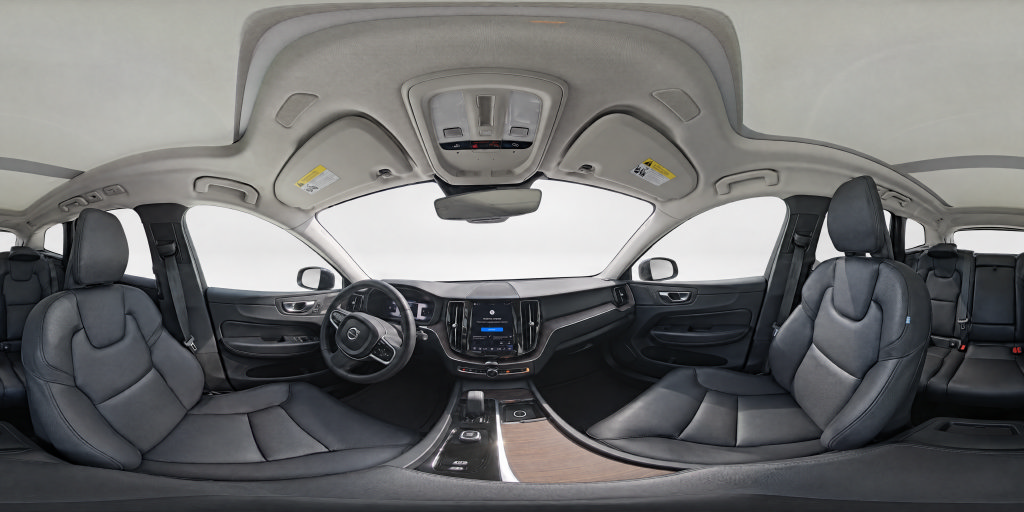 Certified 2023 Volvo XC60 B5 Plus w/ Protection Package Premier AWD/4WD image 9