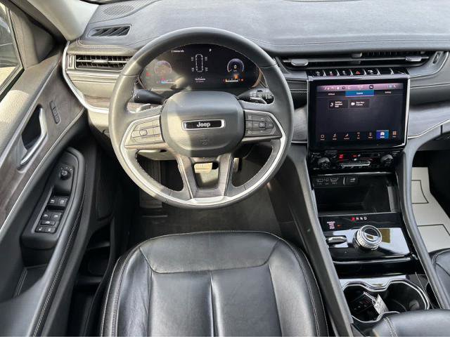 Used 2023 Jeep Grand Cherokee L Limited w/ Trailer Tow Group (B) image 21
