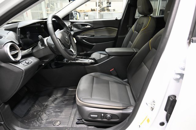 New 2026 Chevrolet Trax ACTIV w/ Sunroof Package image 9