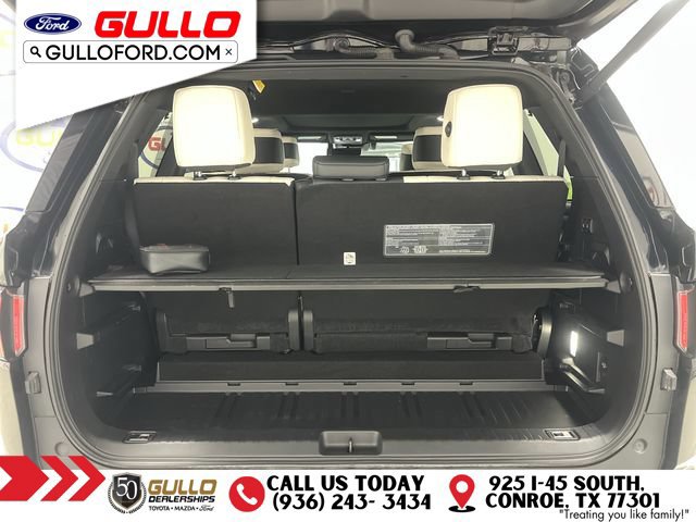 Used 2024 Toyota Sequoia Capstone AWD/4WD image 12