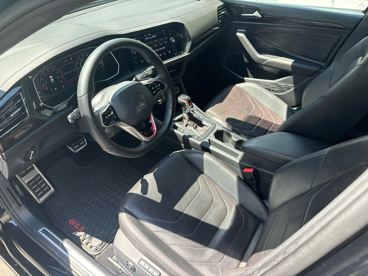 Used 2022 Volkswagen Jetta GLI Autobahn image 29