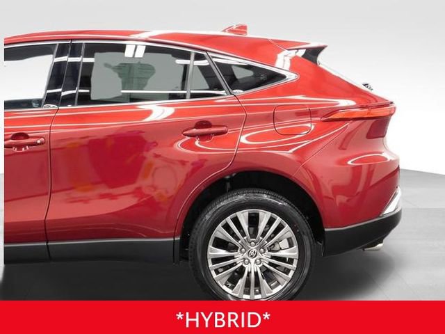 Used 2024 Toyota Venza Limited image 8