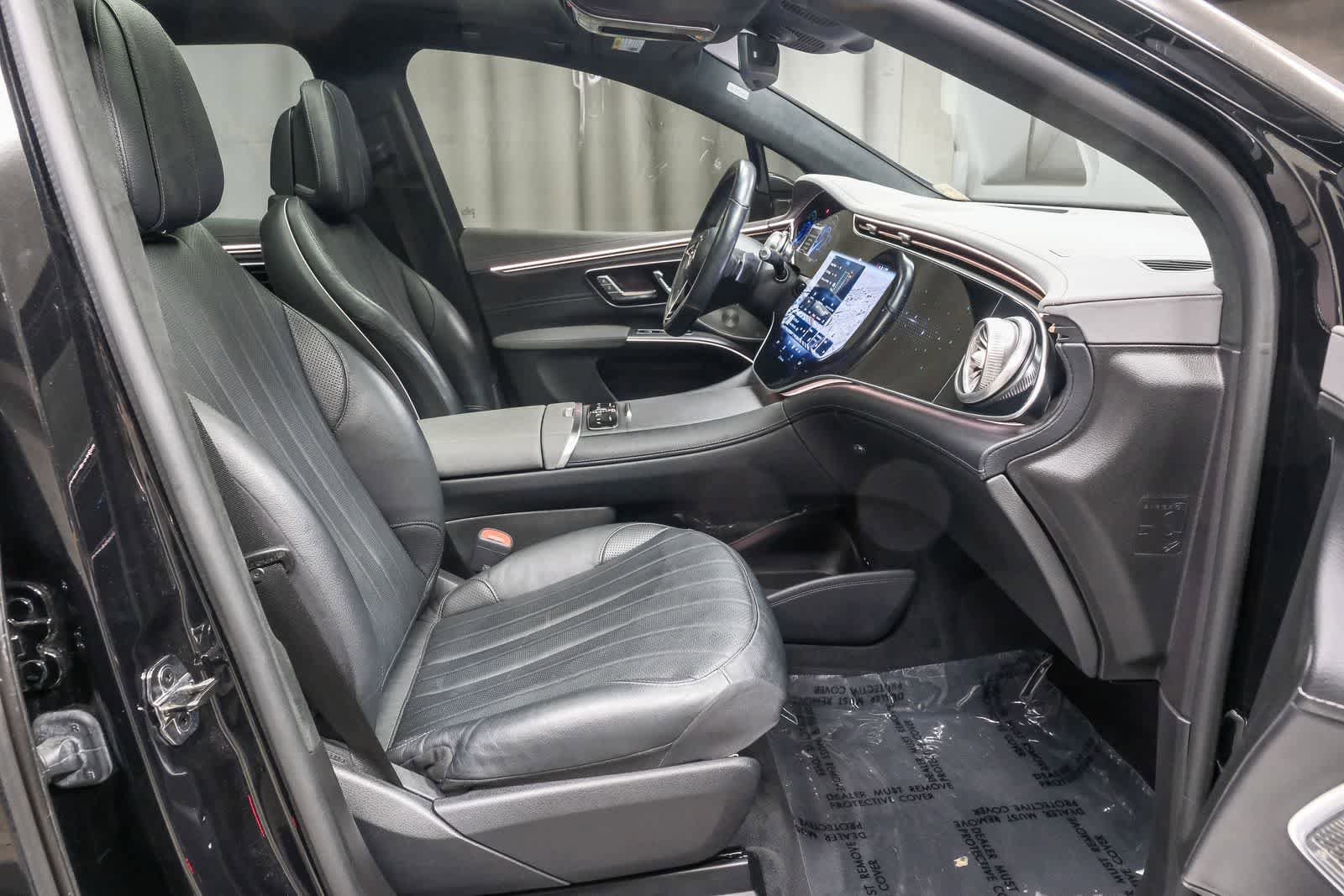 Certified 2023 Mercedes-Benz EQS 580 4MATIC SUV image 18
