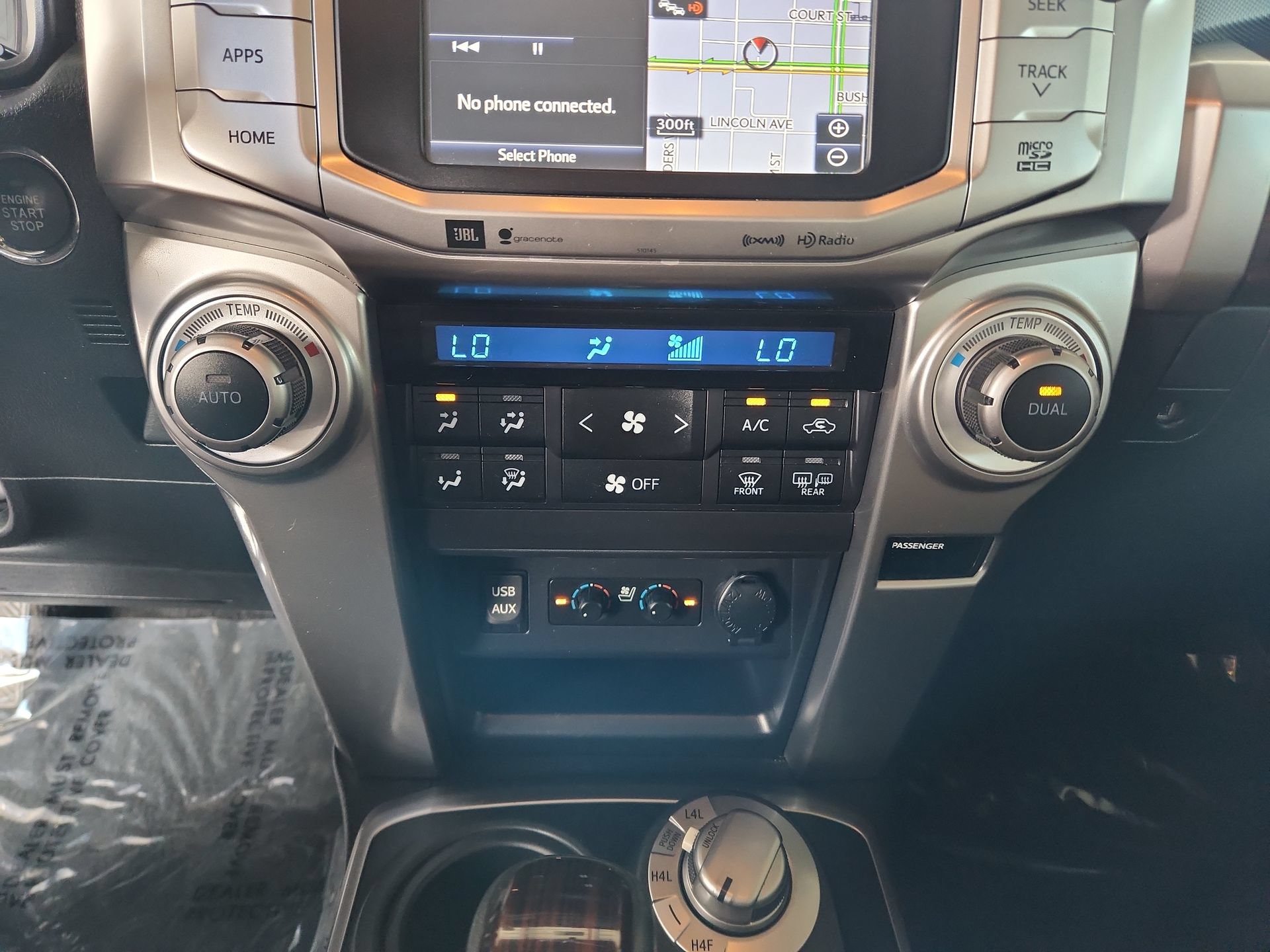 Used 2016 Toyota 4Runner Limited AWD/4WD image 17