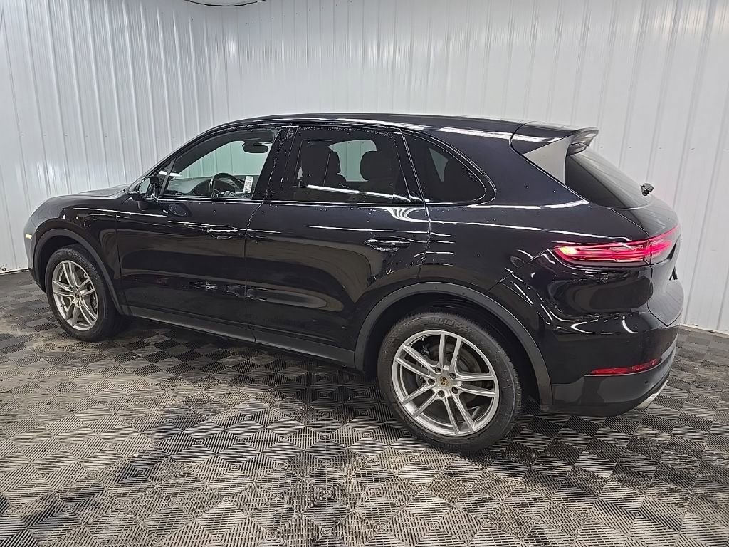 Used 2022 Porsche Cayenne image 4
