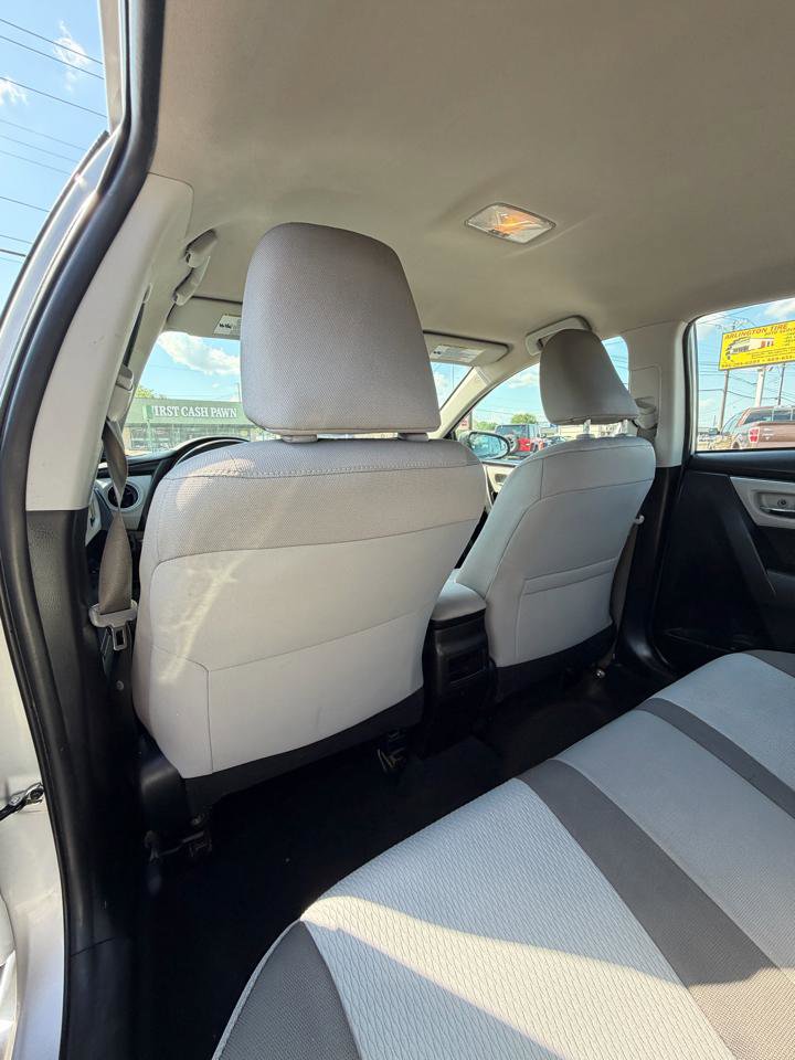 Used 2019 Toyota Corolla LE FWD image 12