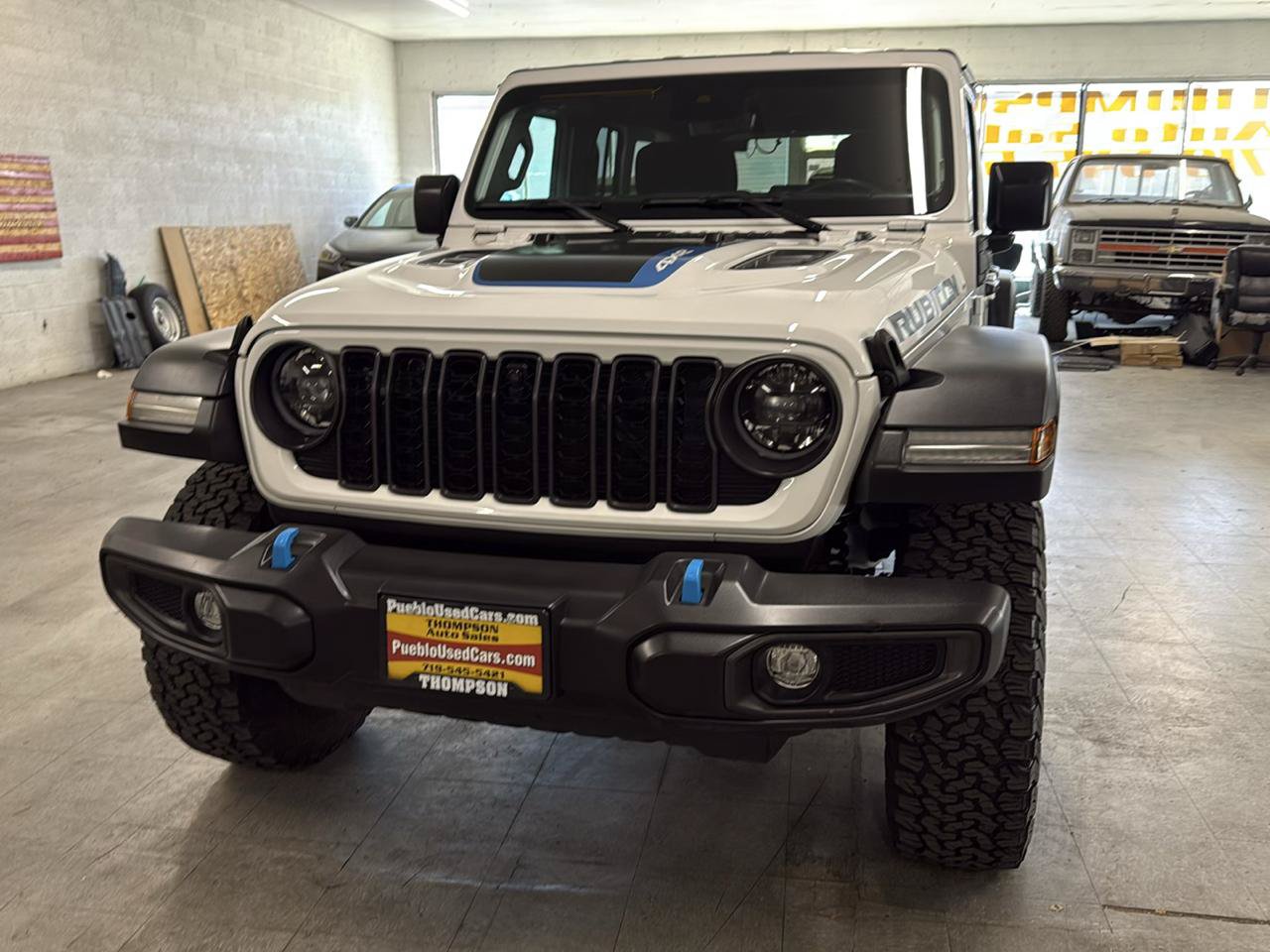 Used 2024 Jeep Wrangler Unlimited Rubicon 4xe w/ Technology Group AWD/4WD image 99