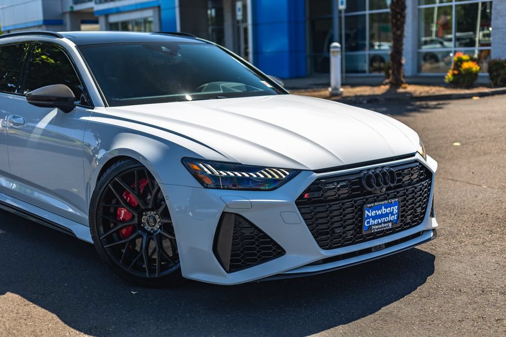 Used 2021 Audi RS 6 w/ Carbon Optic Package AWD/4WD image 3