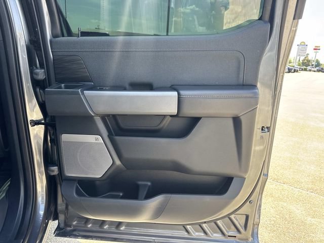 Used 2025 Ford F150 Lariat w/ Equipment Group 501A Mid AWD/4WD image 15