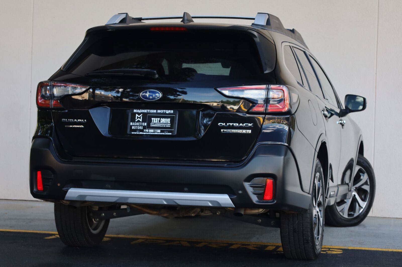 Used 2021 Subaru Outback Touring XT AWD/4WD image 11