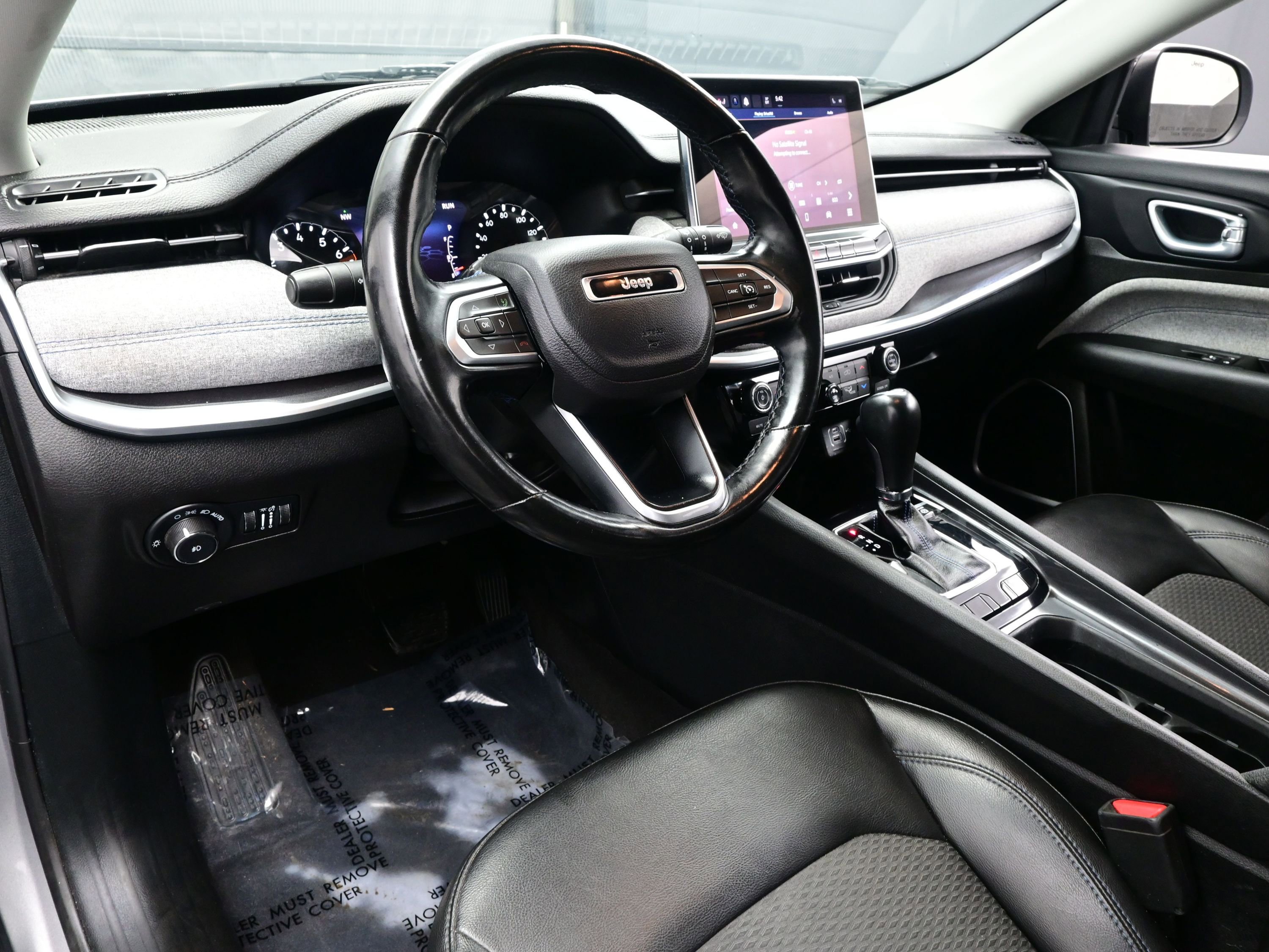 Used 2022 Jeep Compass Latitude w/ Convenience Group image 12