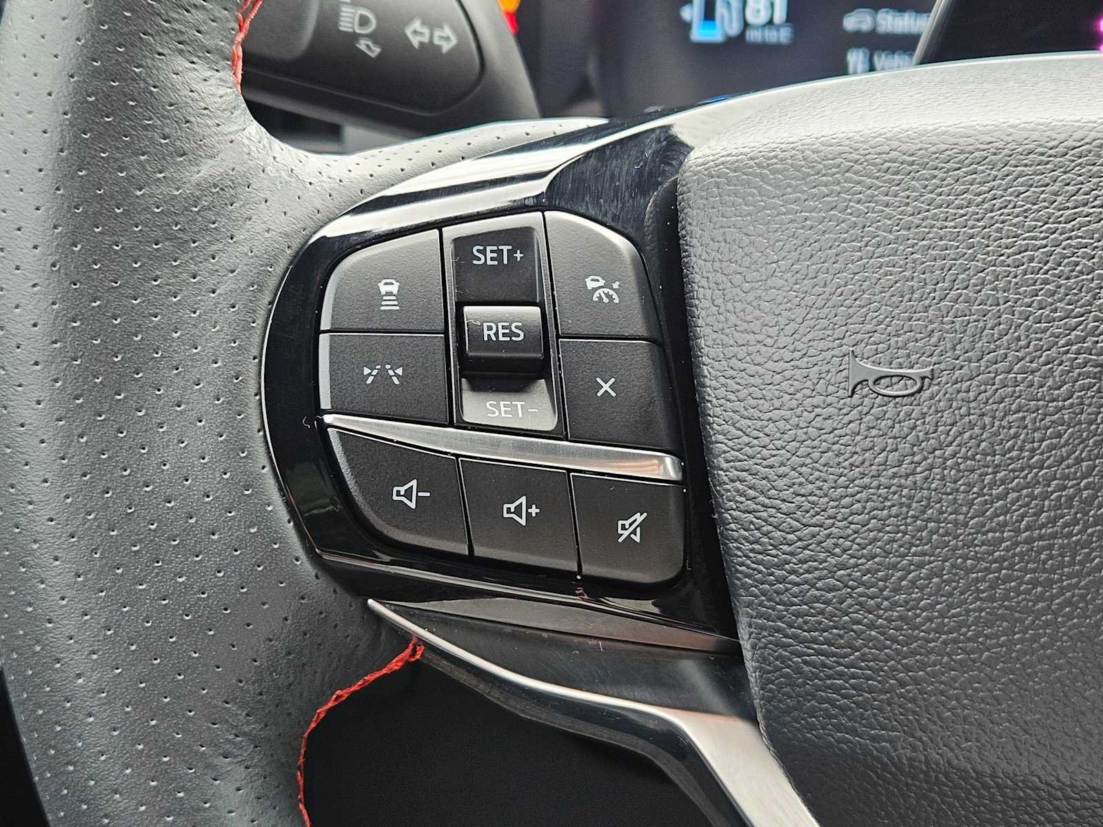 Used 2025 Ford Explorer ST-Line RWD image 20