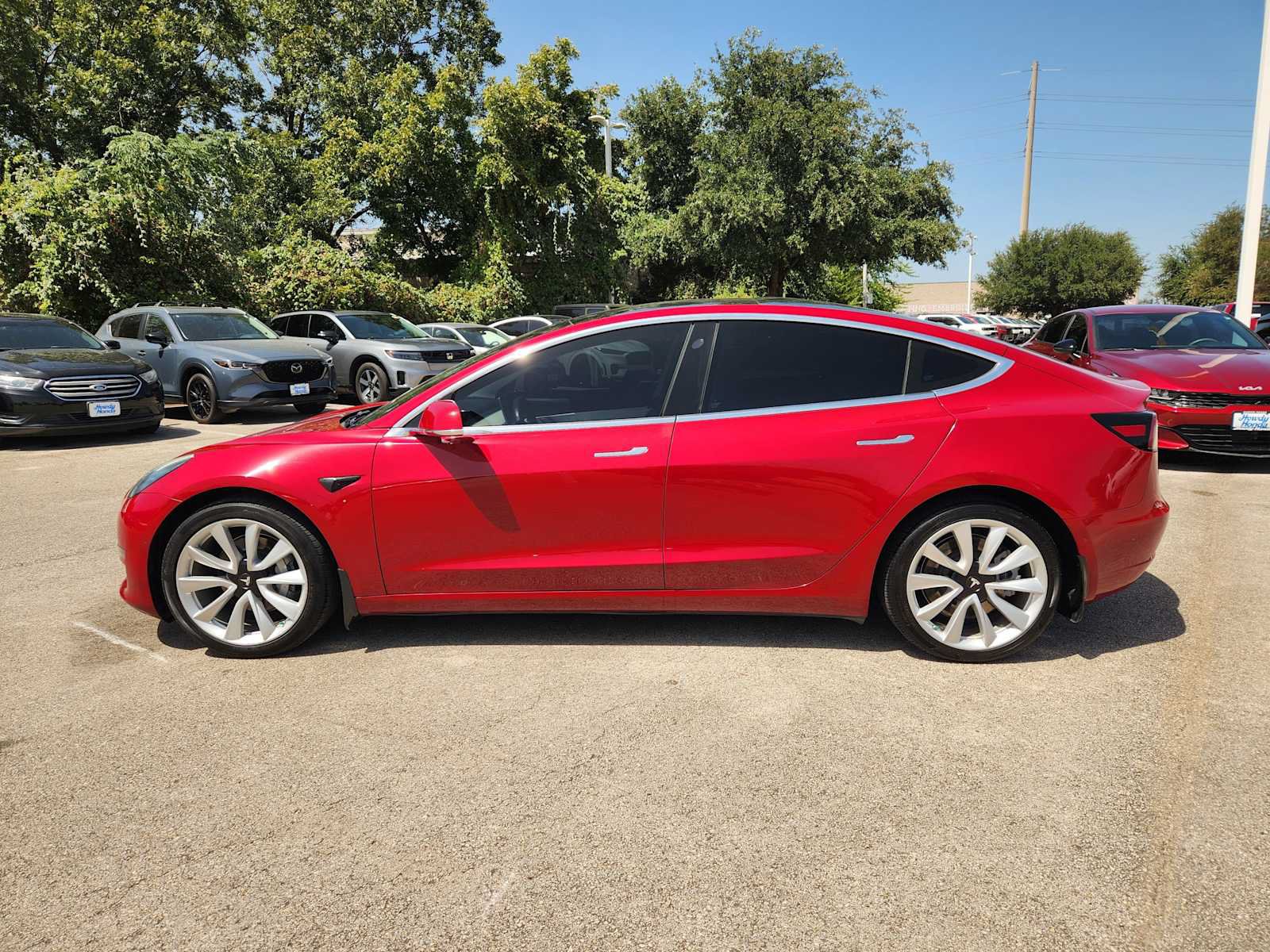 Used 2018 Tesla Model 3 Mid Range RWD image 4