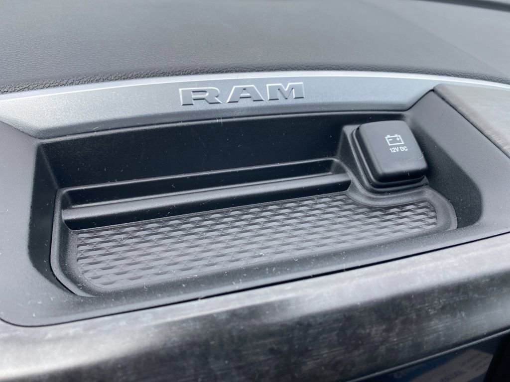 Used 2024 RAM 2500 Big Horn image 33