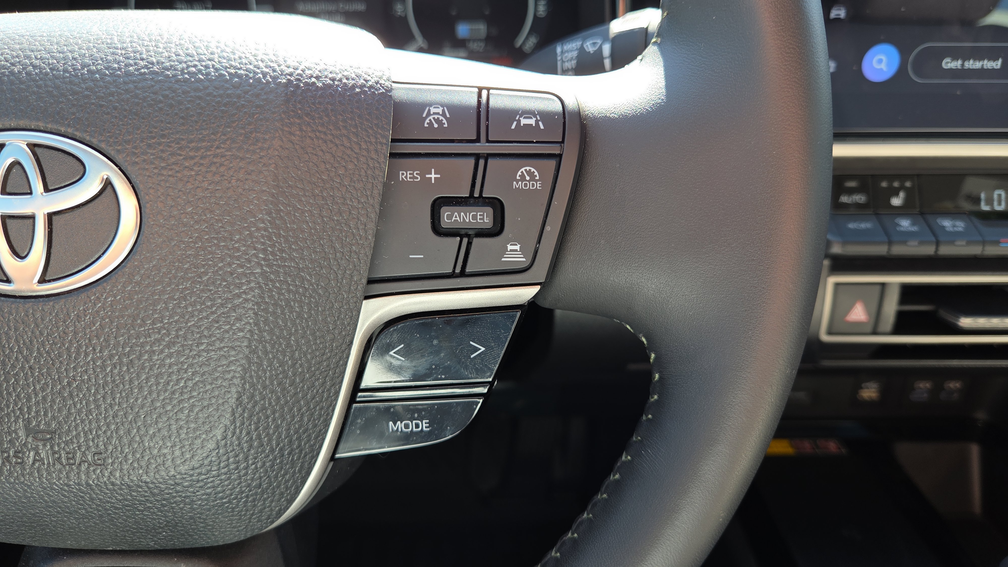 Certified 2025 Toyota Camry XLE image 30