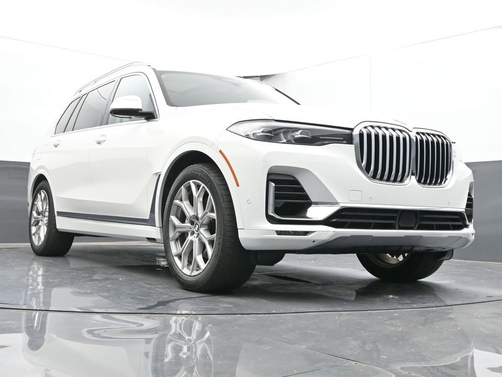 Used 2022 BMW X7 xDrive40i w/ Executive Package AWD/4WD image 37