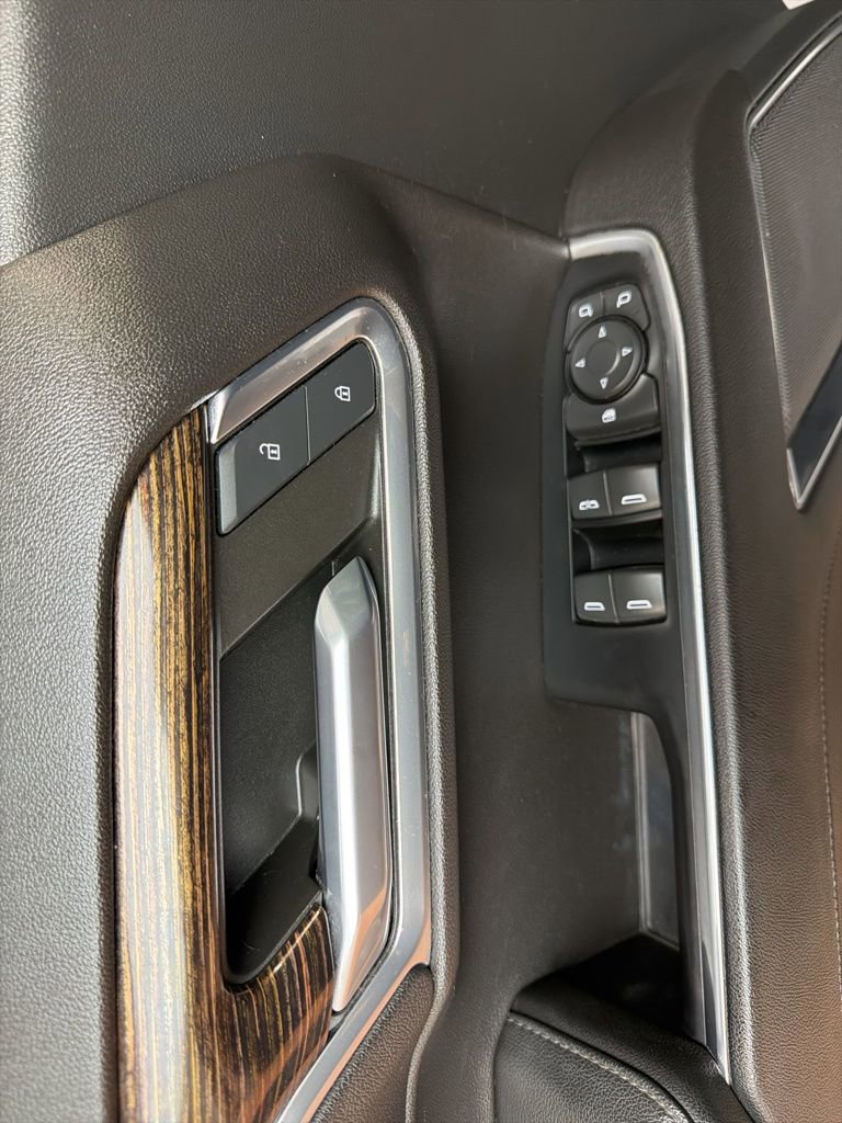 Used 2022 GMC Sierra 1500 SLE image 21