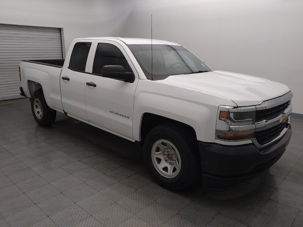 Used 2019 Chevrolet Silverado 1500 W/T w/ WT Convenience Package AWD/4WD image 11