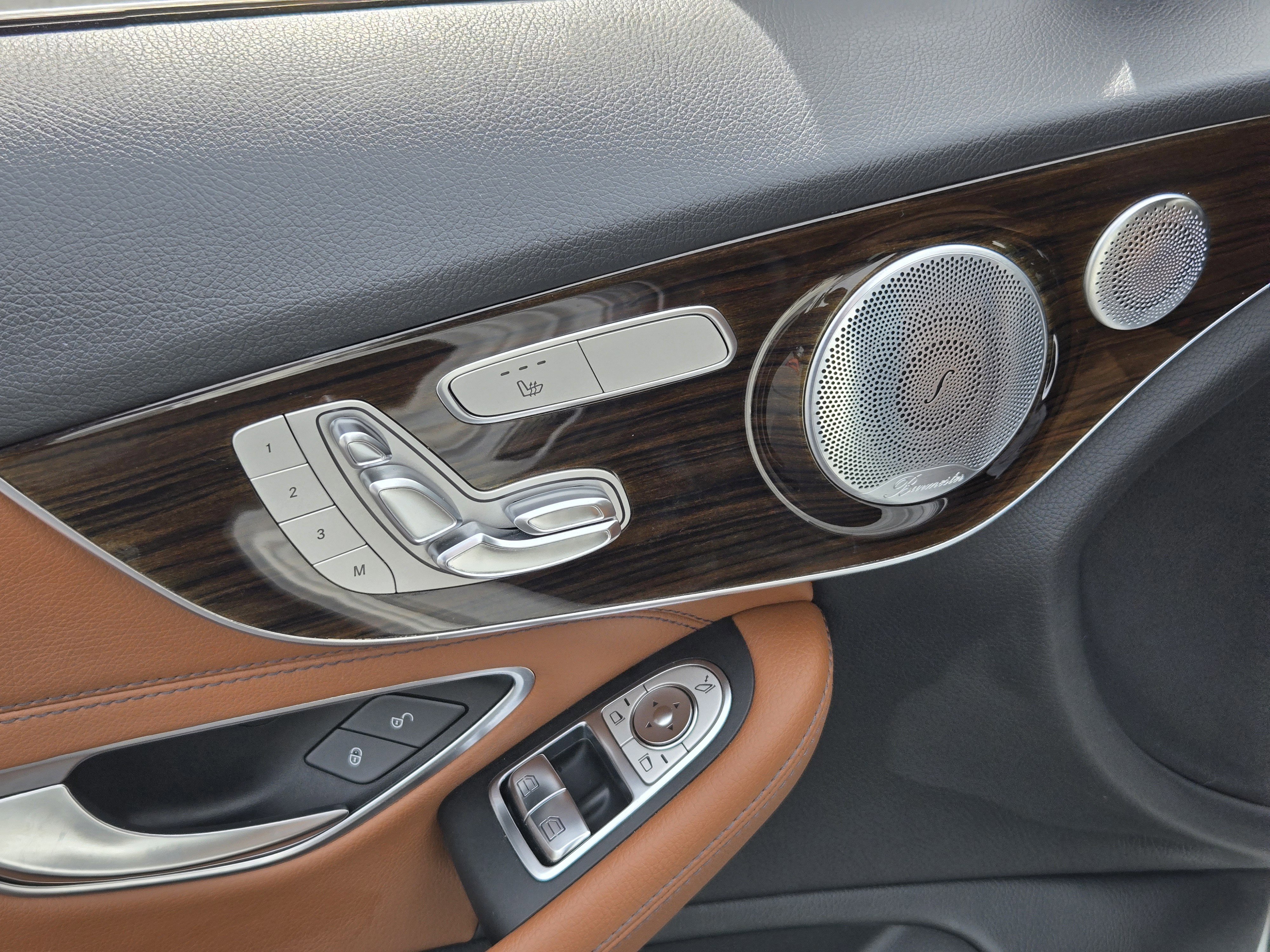 Used 2020 Mercedes-Benz C 300 4MATIC Coupe image 27