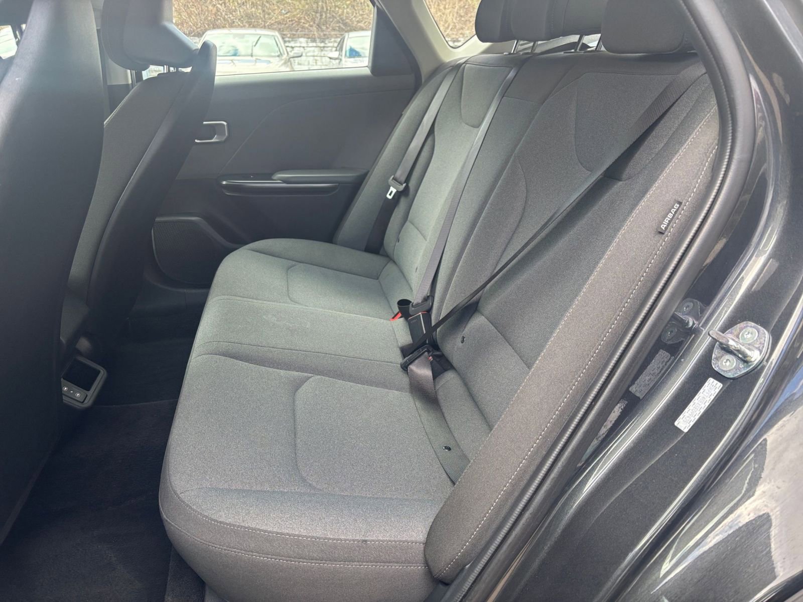 Used 2025 Kia K4 LXS image 38