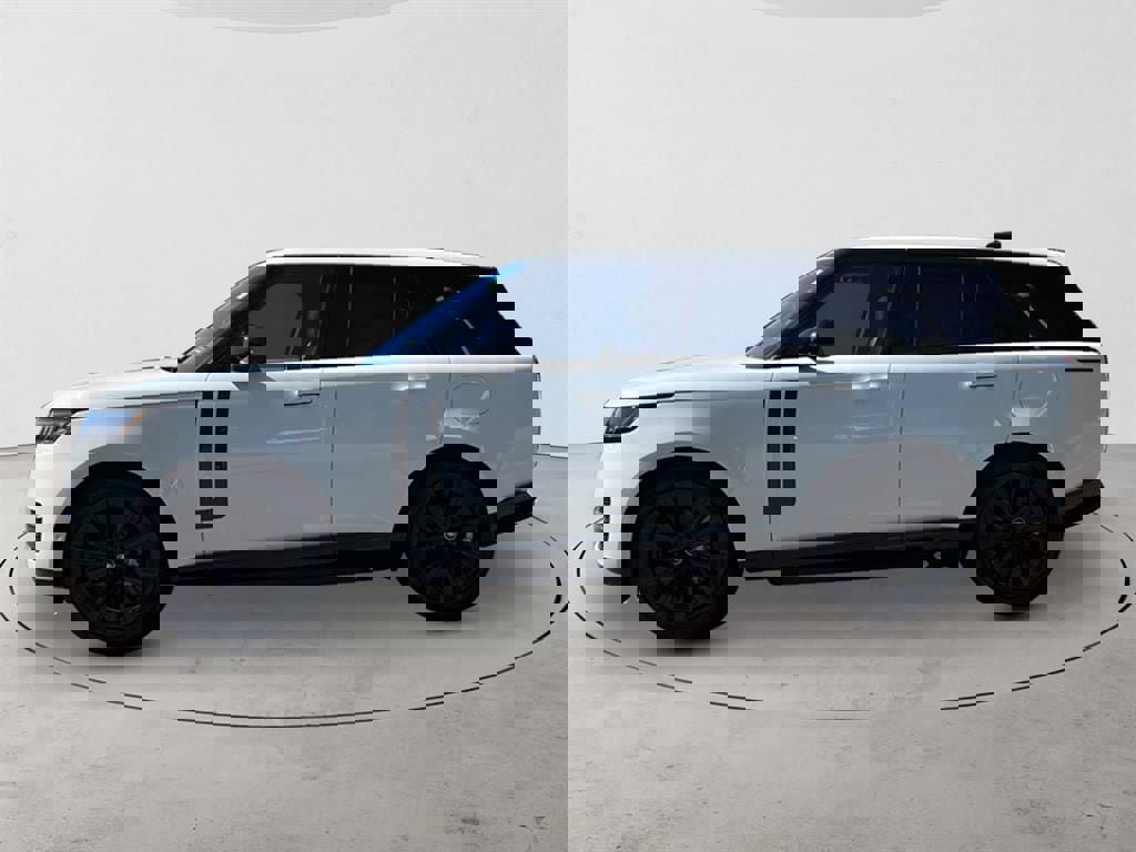 New 2025 Land Rover Range Rover SE image 2