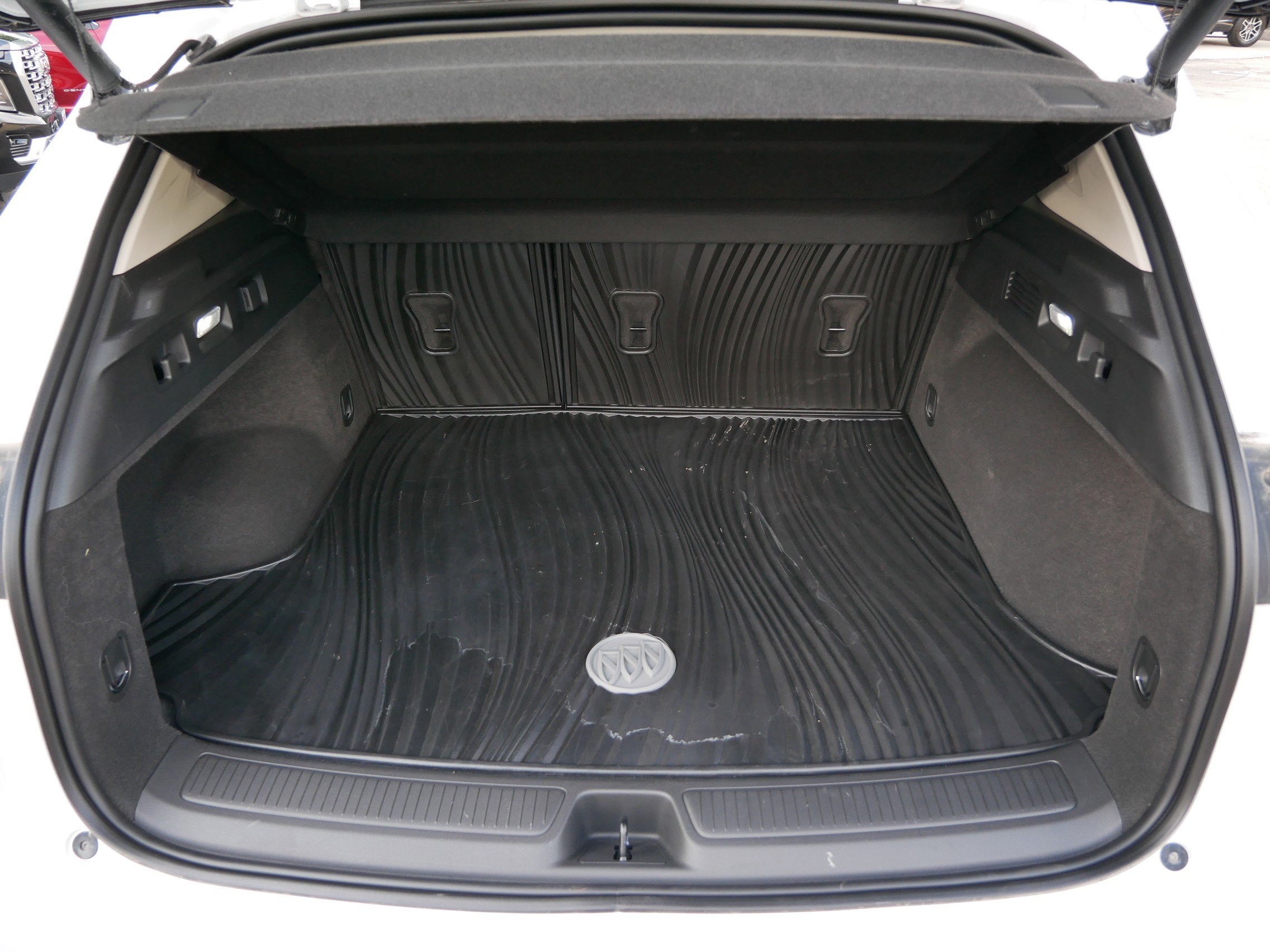 New 2023 Buick Envision Essence w/ Sport Touring Package image 5