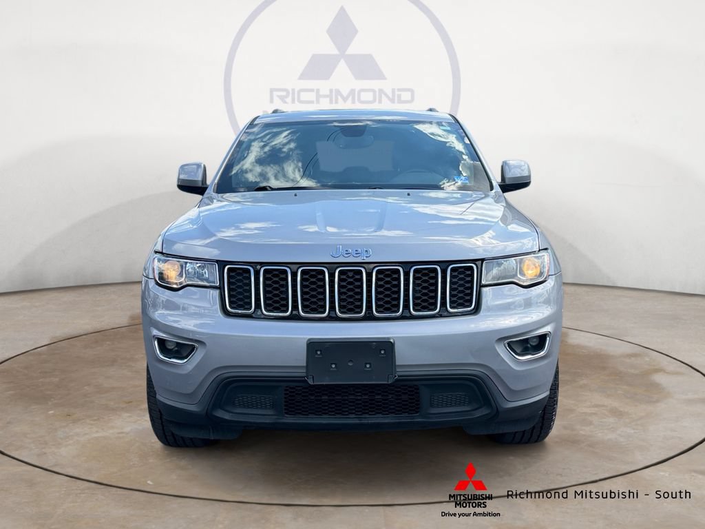Used 2019 Jeep Grand Cherokee Laredo w/ Laredo X Package AWD/4WD image 8